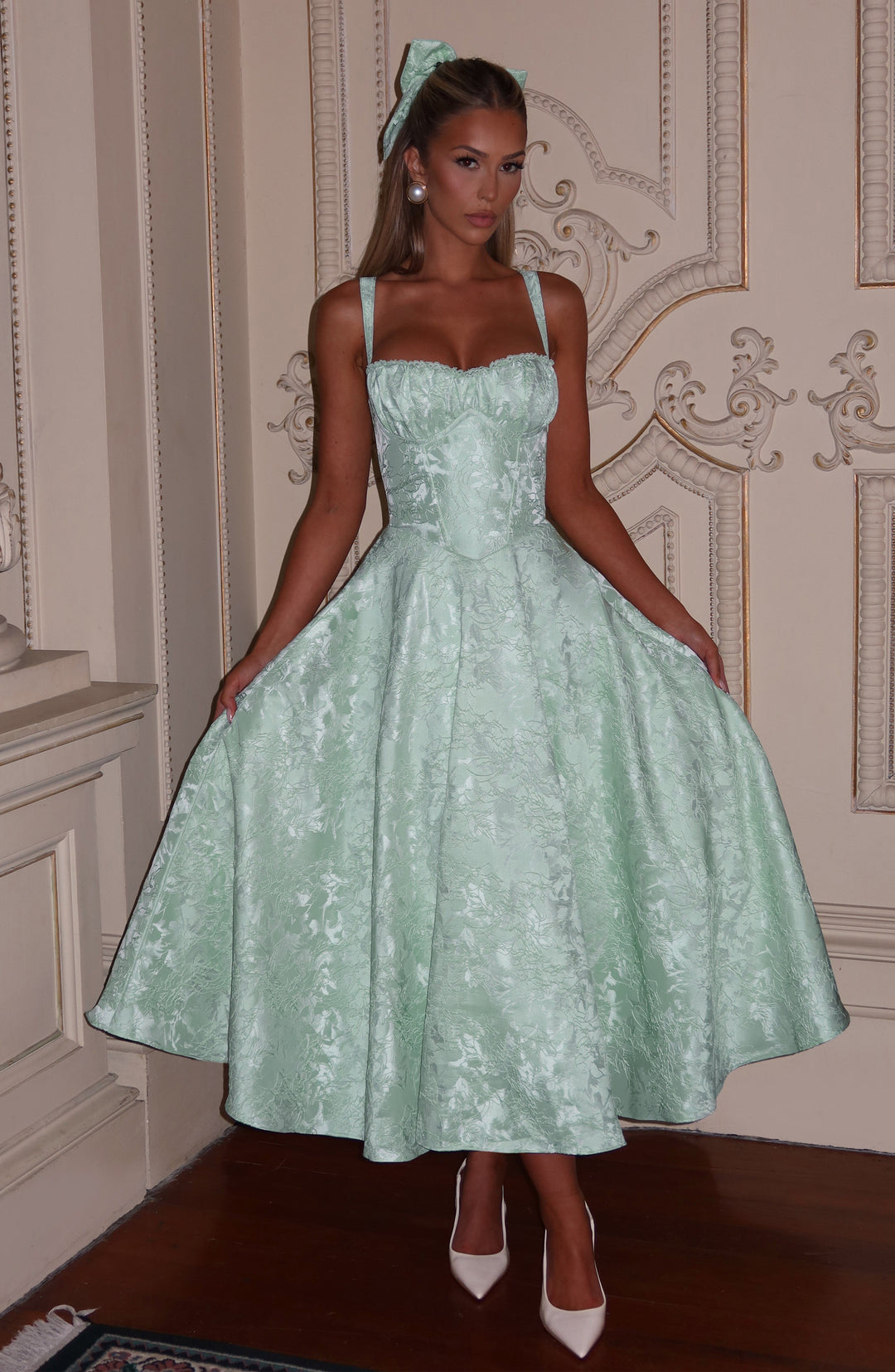 מתלבשות מידי מינטואית אותנטיות