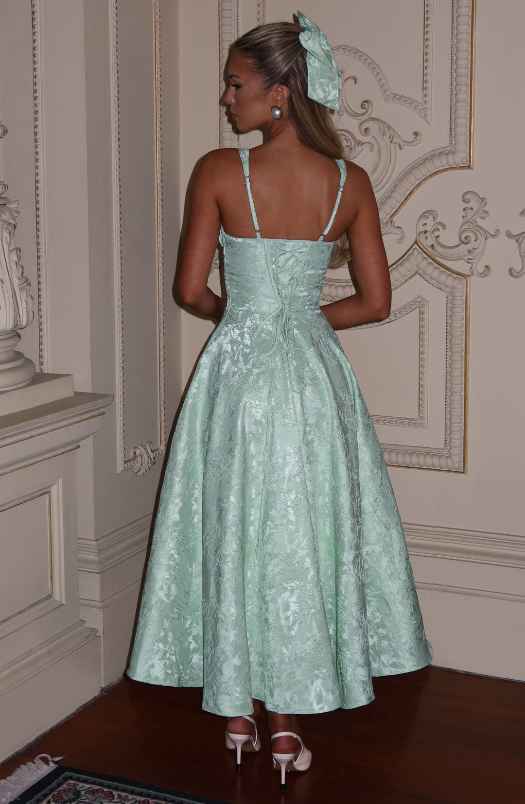 מתלבשות מידי מינטואית אותנטיות