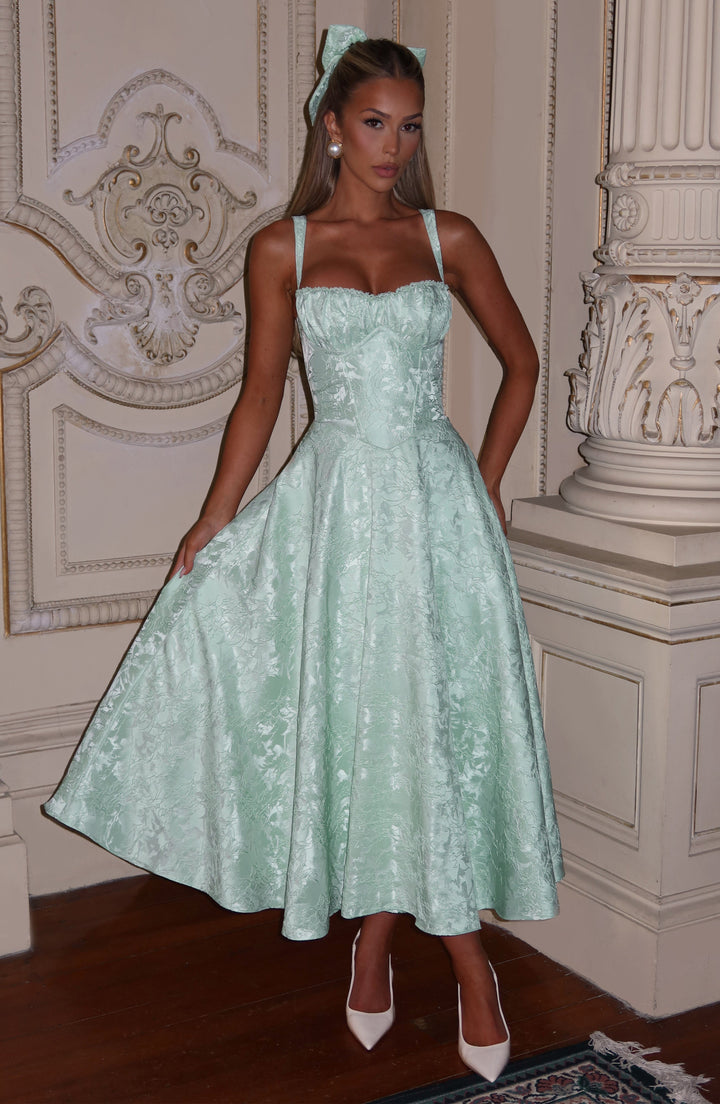 מתלבשות מידי מינטואית אותנטיות